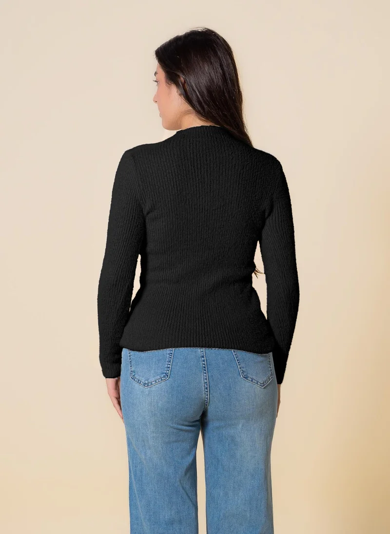 SHAPES DETAILED KNIT HIGH NECK TOP